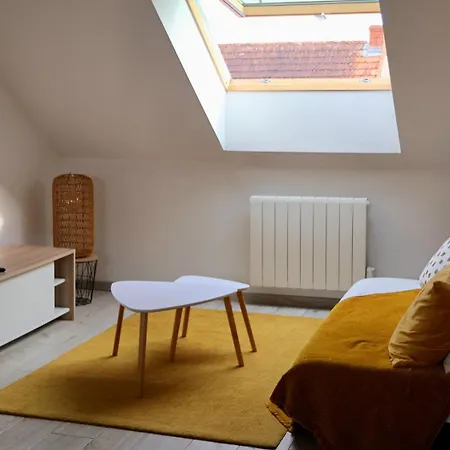 Les Nids De Apartamento