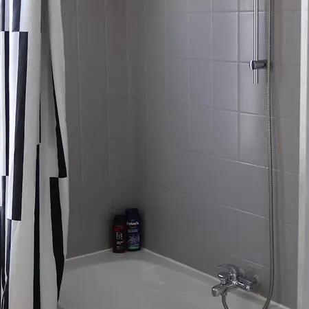 Les Nids De Apartamento