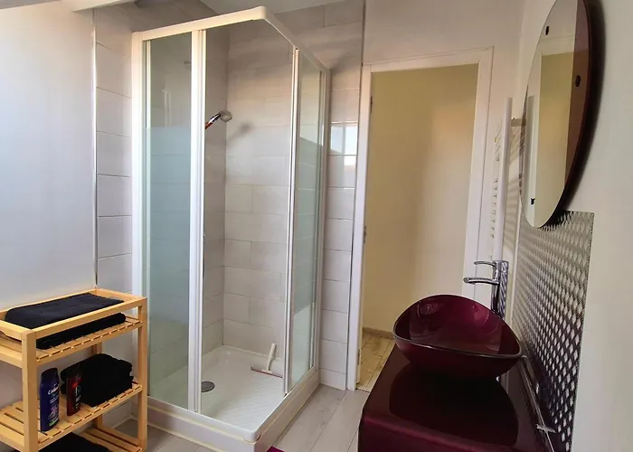 Les Nids De Apartamento