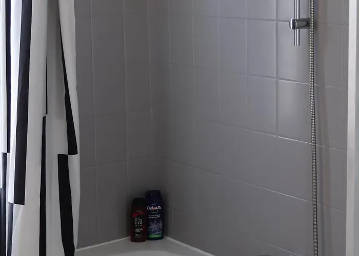 Les Nids De Apartamento